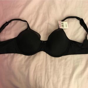 NWT Black Bali bra 34D